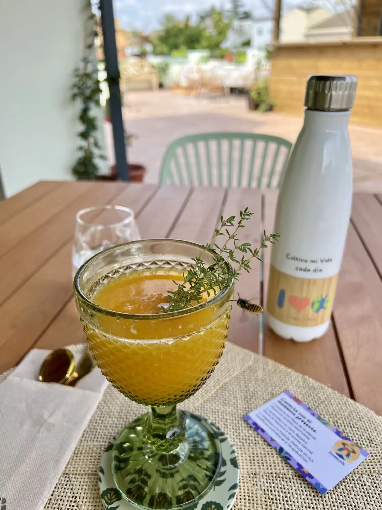 Extra orange juice from huelva